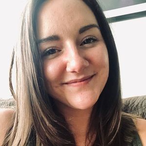 Meet your Posher, Julia